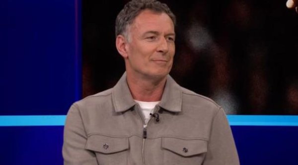 上海厚成股票配资案 萨顿：狼队更像是羊而非狼；阿森纳今晚能赢维拉